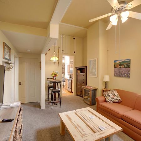 Walk To Water St And River Quaint Saugatuck Apt Bagian luar foto