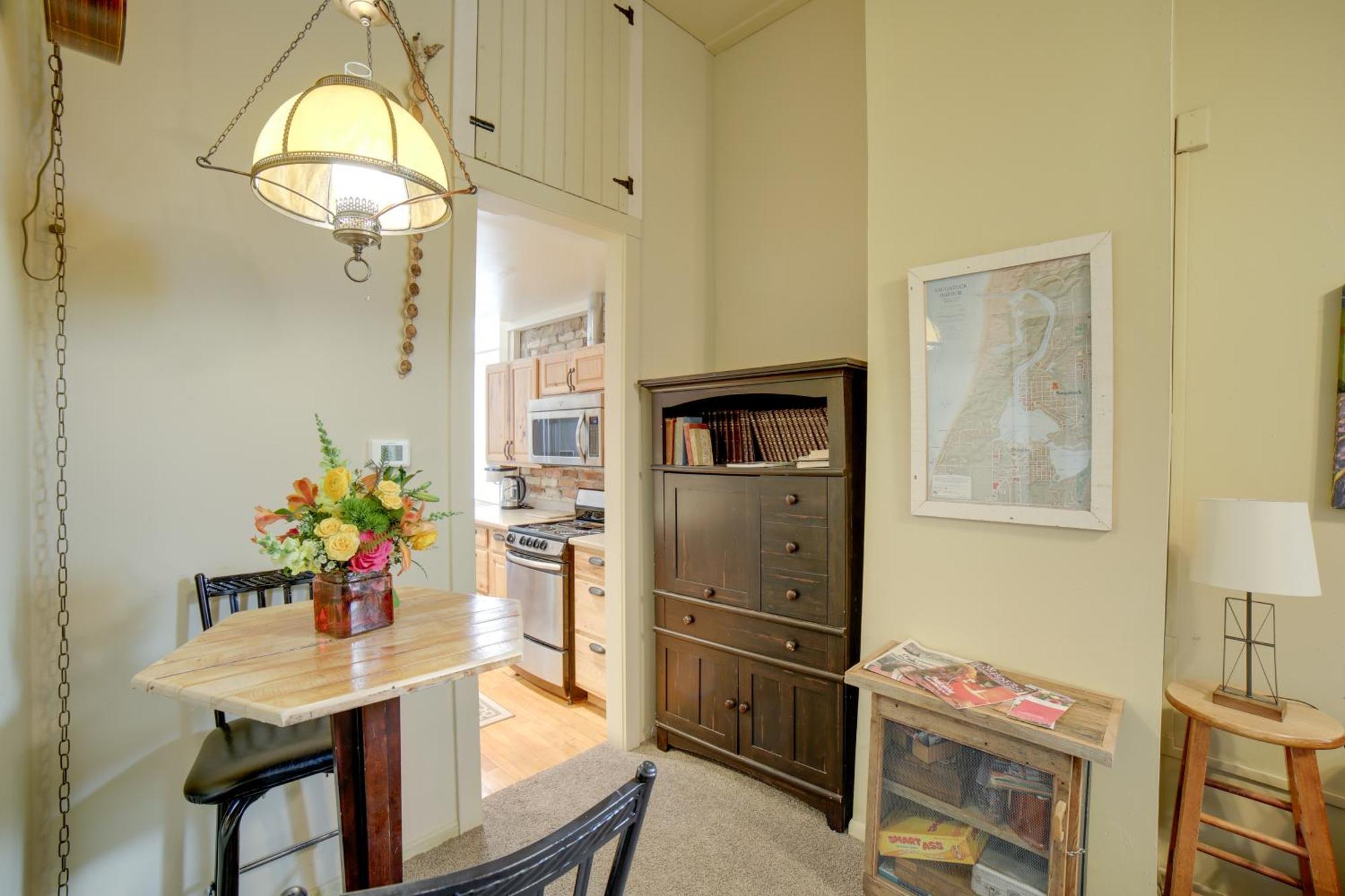 Walk To Water St And River Quaint Saugatuck Apt Bagian luar foto